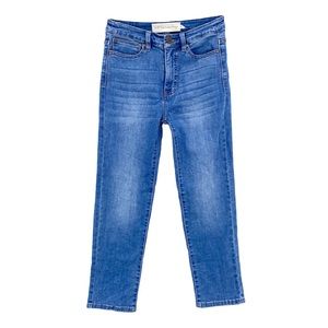 SOFT SURROUNDINGS Mid Rise Cropped Jeans Capri Denim
